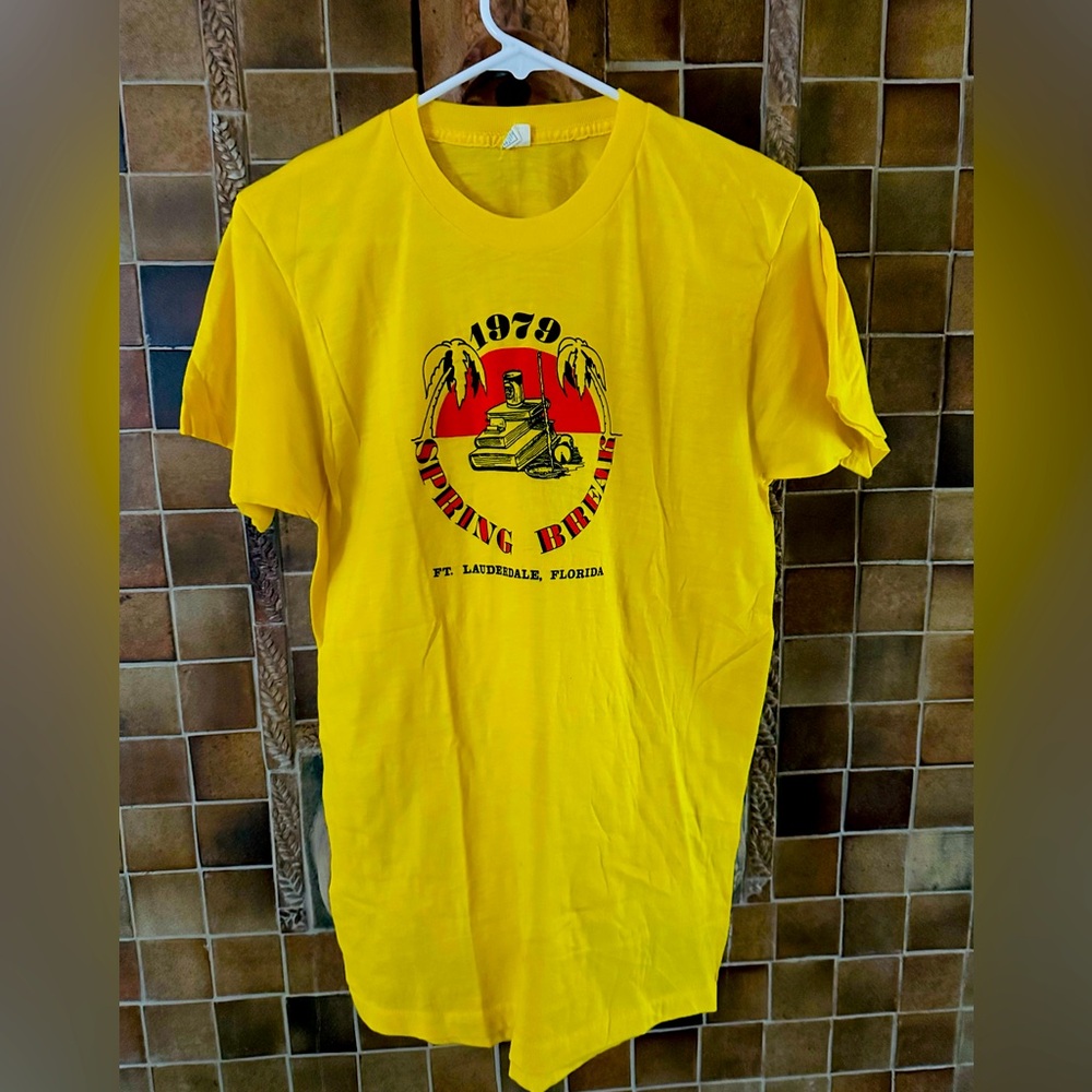 Vintage t-shirt Spring Break theme Ft. Lauderdale 1979 Good cond 17.5" armpit